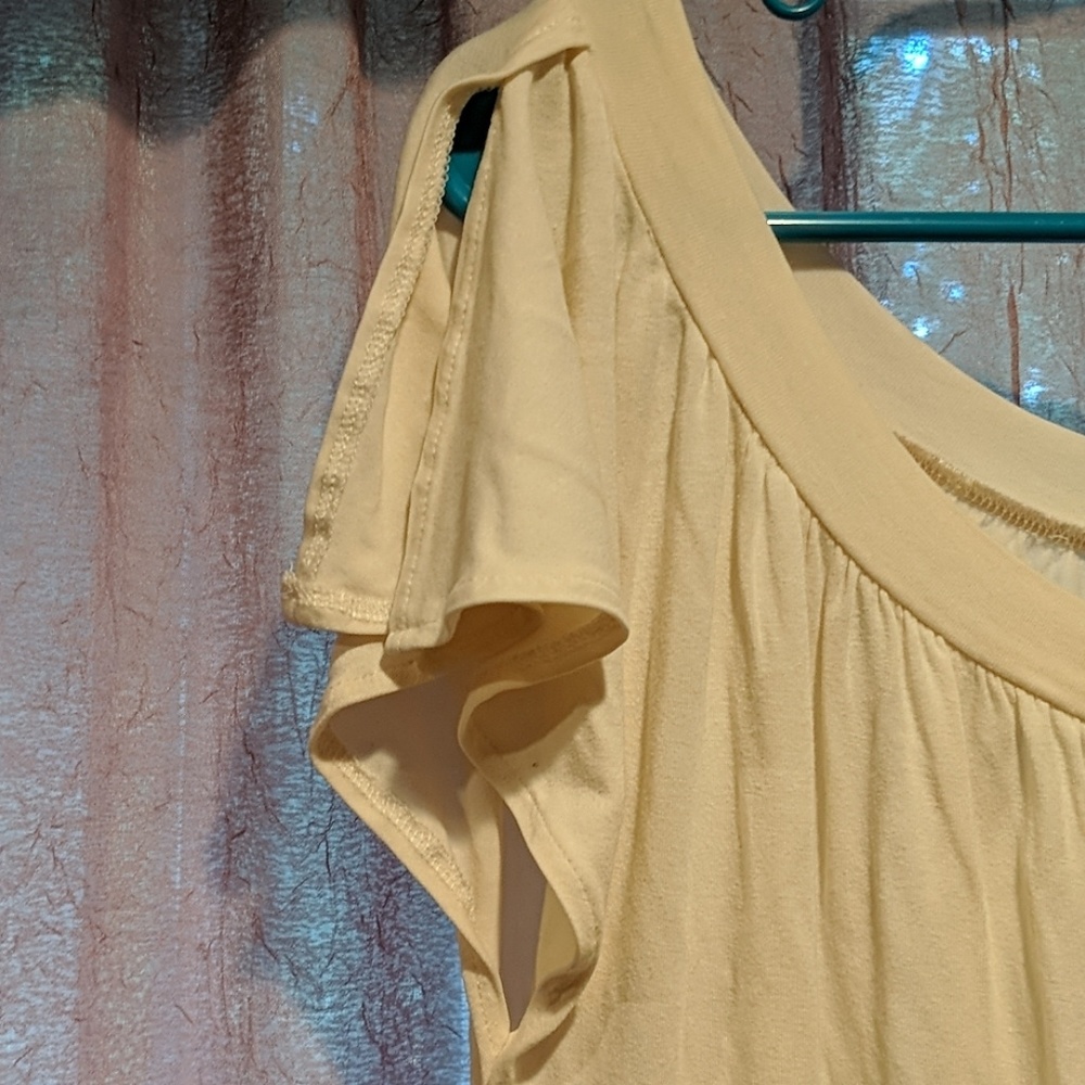 Cream Dress - Picture 2 of 4